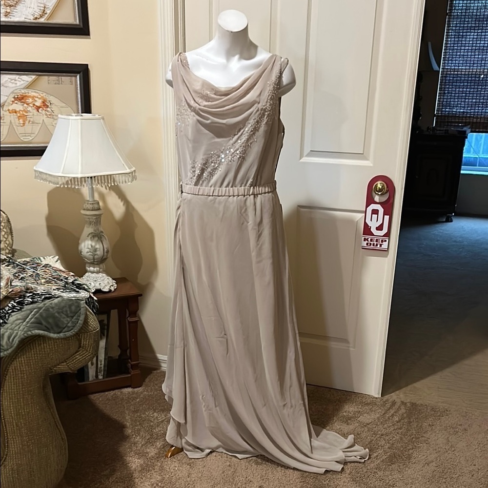 Alfred Angelo High/low sequin skirt and 2 top set. 16/18. NWT